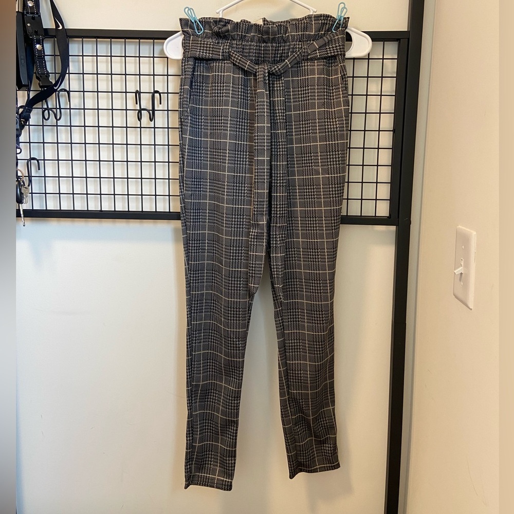NWOT | Shosho women’s plaid pants — small